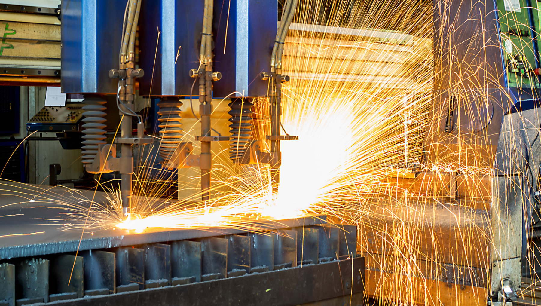 Autogene Plasmabrenner schneiden Formen aus Metallblech